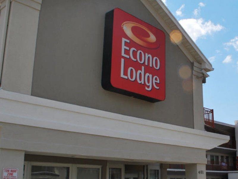 Econo Lodge Downtown Луїсвілл Екстер'єр фото