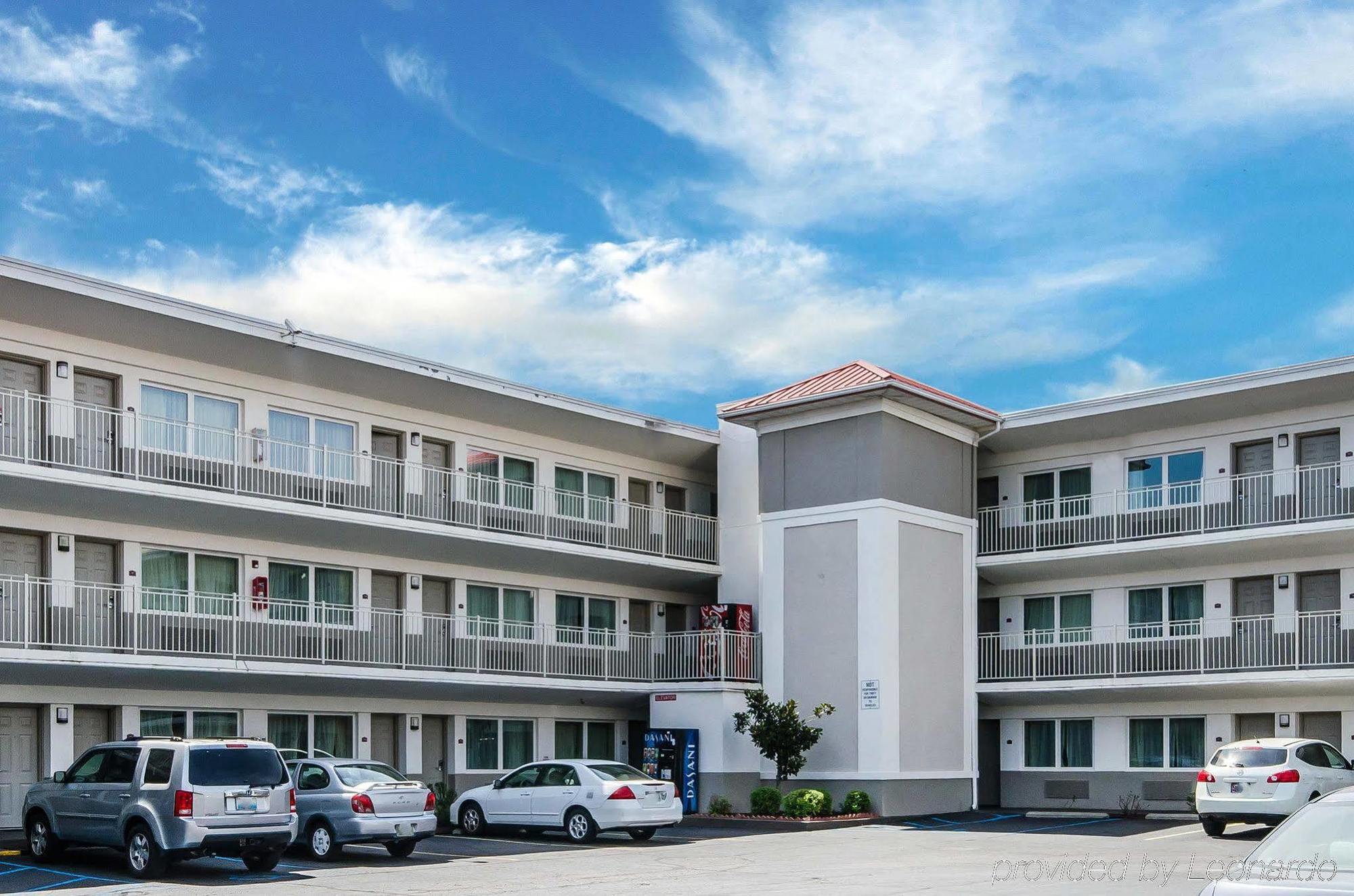 Econo Lodge Downtown Луїсвілл Екстер'єр фото
