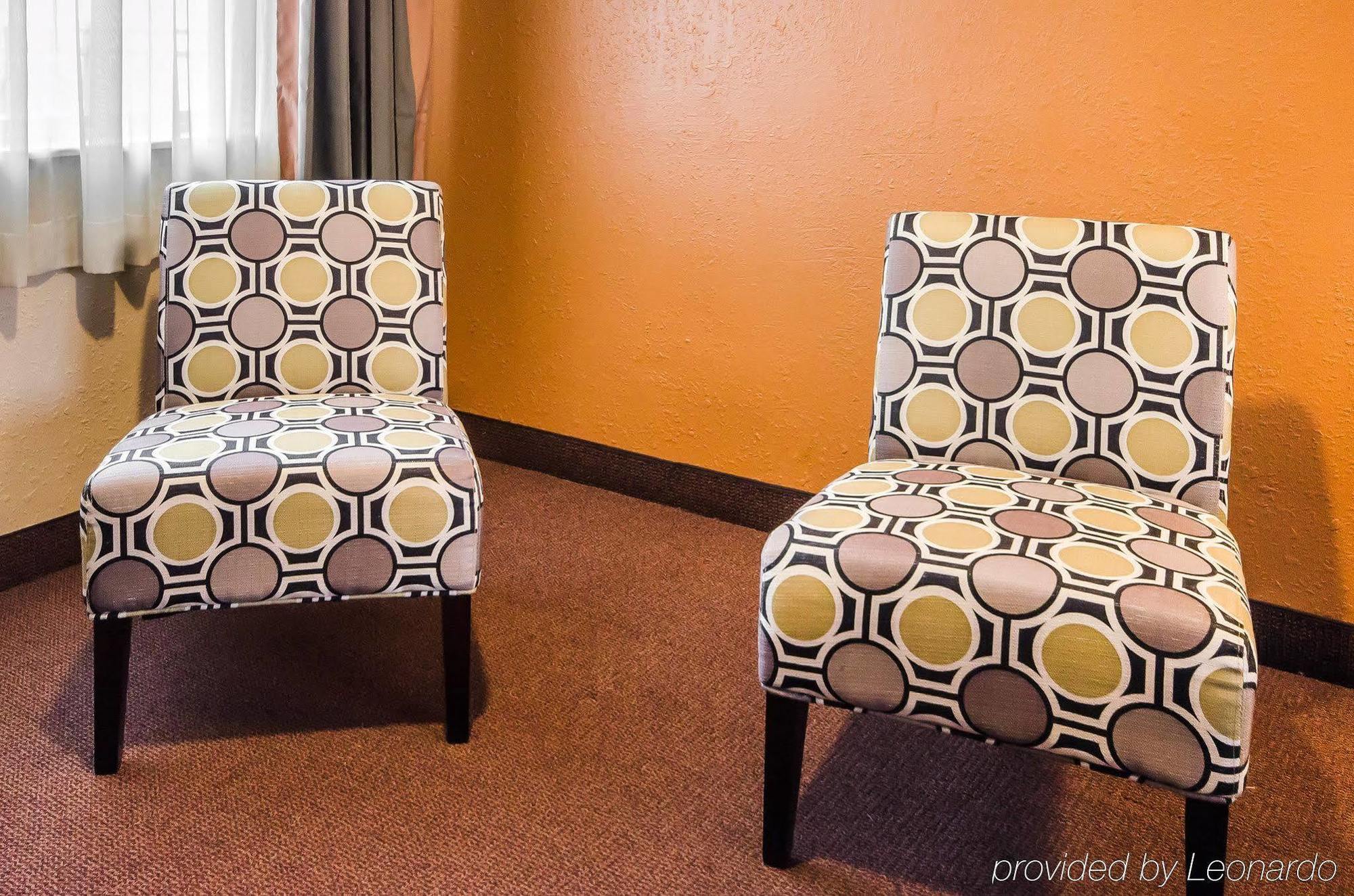 Econo Lodge Downtown Луїсвілл Екстер'єр фото