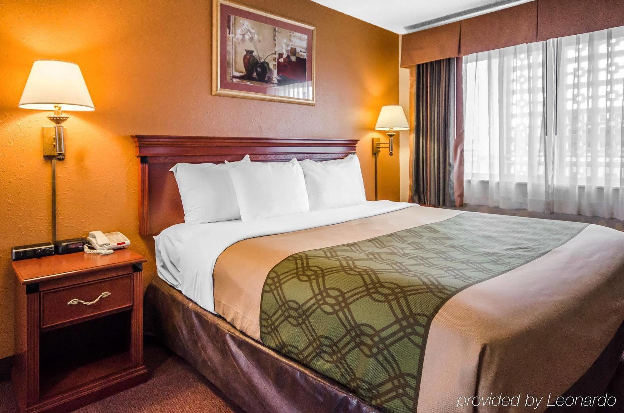 Econo Lodge Downtown Луїсвілл Екстер'єр фото