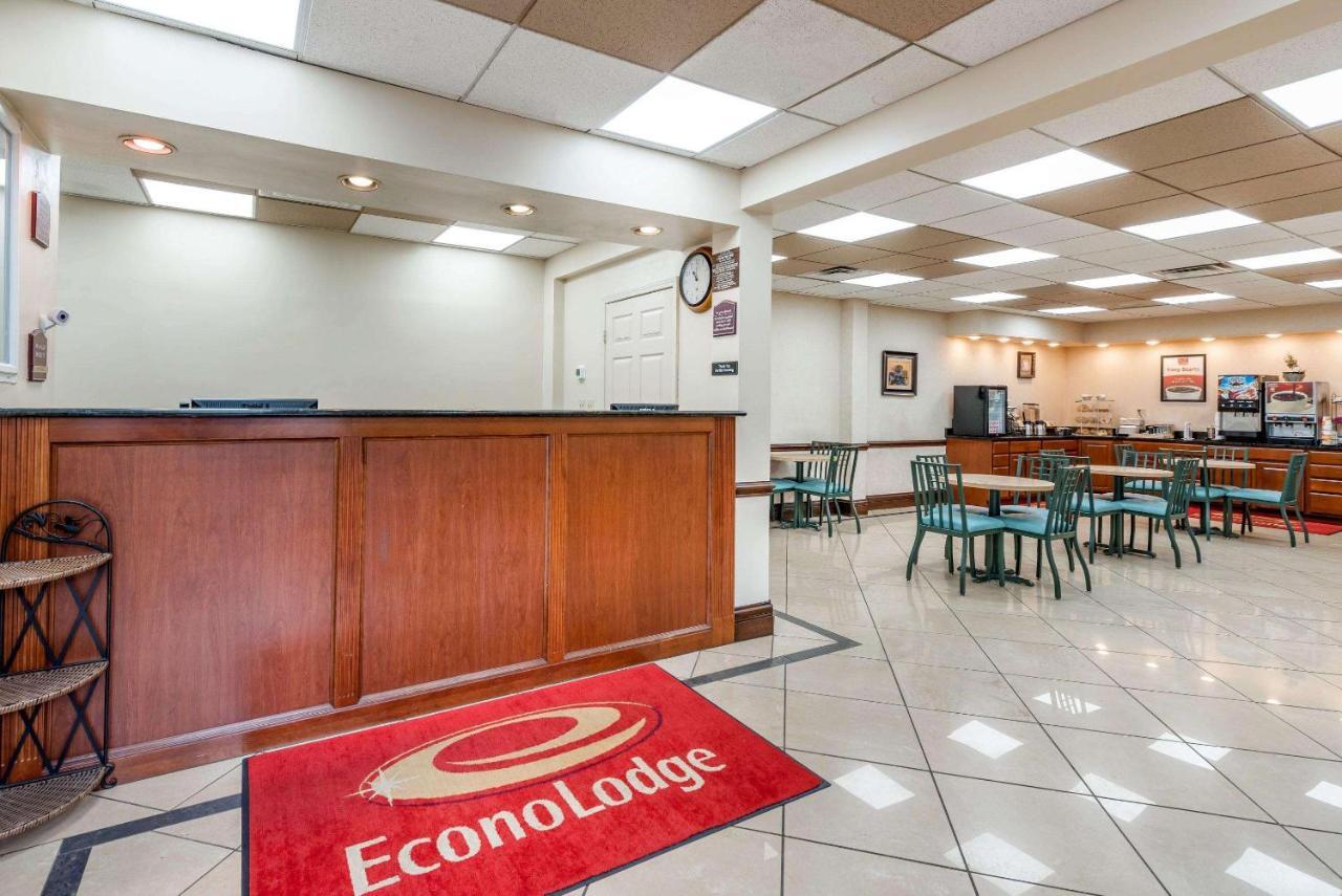 Econo Lodge Downtown Луїсвілл Екстер'єр фото