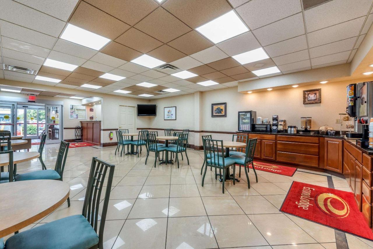 Econo Lodge Downtown Луїсвілл Екстер'єр фото